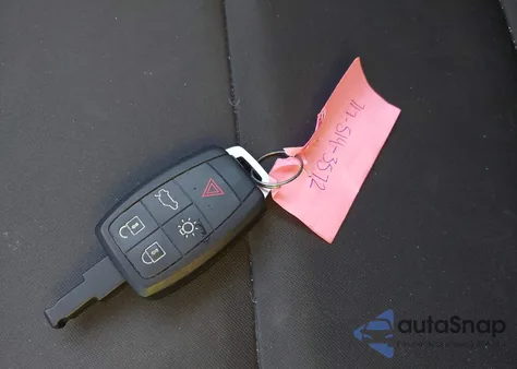 2011 Volvo S40 T5/T5 R-Design из США, поврежденный, VIN YV1672MS7B2547152